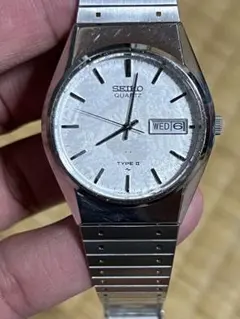 SEIKO クォーツ 腕時計 TYPE II