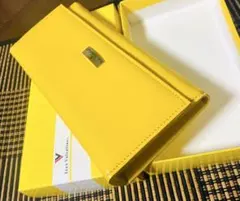Izax Valentino 長財布 イエロー