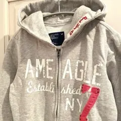 American Eagle ジップアップパーカー ✴︎新品未使用美品✴︎