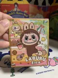 ②LABUBU シールブック 12枚入り