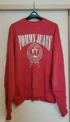 トミージーンズTOMMYJEANS　プリントロゴトレーナー