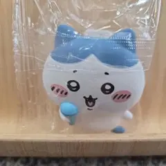 新品、未開封　ちいかわ　ガチャガチャ　ライトクリップ　ハチワレ