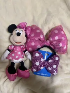 ミニー ミニーの日 カチューシャ ヘアゴム ぬいぐるみキーホルダー ピンク