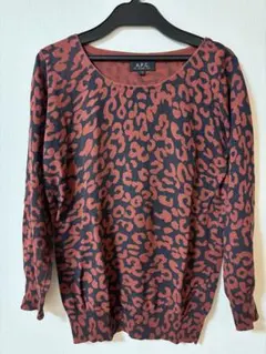 A.P.C. レオパード柄 長袖ニット