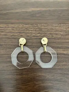 八角形 クリア アクリル ゴールド ピアス　ユナイテッドアローズのサムネイル