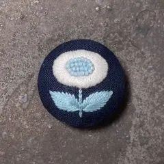 再販■ビーズ刺繍ブローチ　丸いお花モチーフ