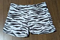 ZARA BASIC　レディース　ゼブラ柄　ショートパンツ