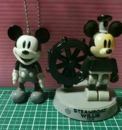 東京ディズニーランド お土産2個 蒸気船ウィリー ミッキー ブロック風のサムネイル