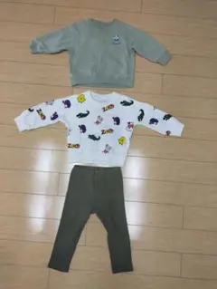 ＧＵ　他　トレーナー2枚セット　ユニクロパンツおまけ