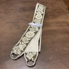 インド刺繍の携帯ストラップ