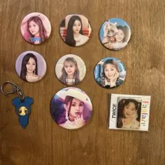 TWICE ツウィ　缶バッジ・キーホルダーセット