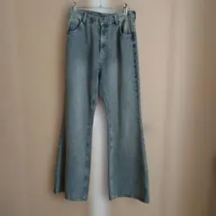 値下げ　RAY CASSIN デニムフレアパンツ