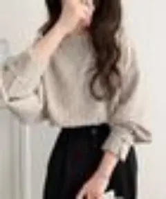 クラシカルエルフ　フクレジャガードプルオーバーグレイッシュベージュ　ブラウス