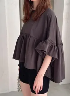 新品未使用‪☆フリル付きルーズフィット半袖トップス 検）Niko and…GRL
