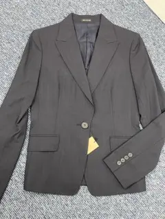 コムサデモードのシルエットが綺麗なネイビーのジャケット、11号、新品