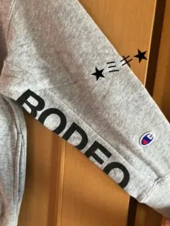 RODEO CROWNS Championコラボ パーカー