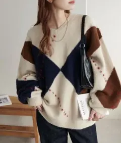 美品⭐︎Discoat アーガイルVネックニット　アイボリー