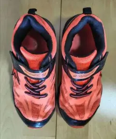 瞬足 20センチ　スニーカー