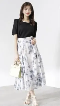 プロポーションボディドレッシング　シアータックフラワースカート　ベージュ　M