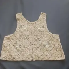 花柄レースベスト　サイズ140cm