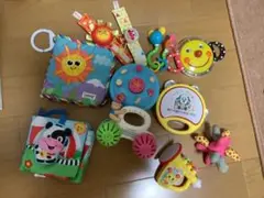 Combi アンパンマン　いないいないばぁ　などの、おもちゃセット