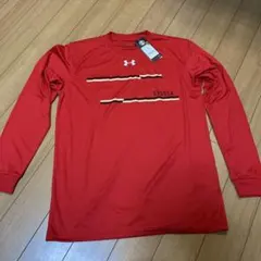 Under Armour EVESSA 長袖シャツ MD レッド