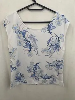 スポーティフレンチスリーブTシャツのサムネイル