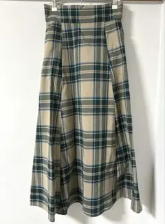 未使用★しまむら　グリーンチェック柄ロングスカート