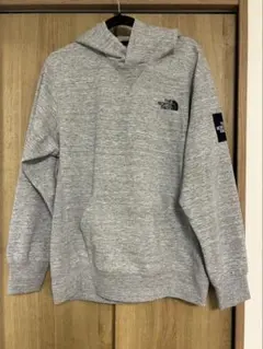 ノースフェイス パーカー