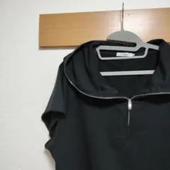 ハーフジップ ノースリーブパーカー 切りっぱなしデザイン M