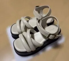 エヘカソポ 厚底サンダル アイボリー Mサイズ 23.5cmのサムネイル