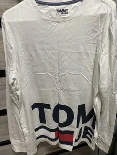 TOMMY JEANS ロゴ入り長袖シャツ