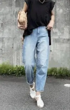 【美品】ZARA ザラ　ボーイフレンドデニム　大きめ　ゆったり　フリーサイズ