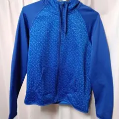 【美品】ナイキ　女性用パーカー　Ｌサイズ