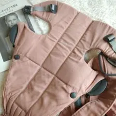 BabyBjorn ピンク ベビーキャリアMINI 抱っこ紐 コットン100