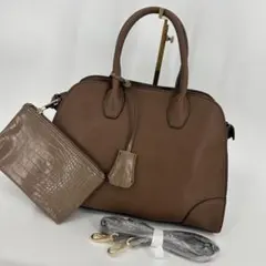 ☆新品未使用☆アンビリオン☆レザー☆ハンドバッグ☆ショルダーバッグ☆トートバッグのサムネイル
