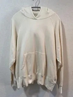 サマンサモスモス　クリーム色パーカーのサムネイル