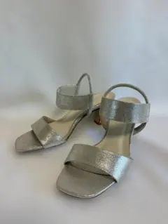 LE TALON ルタロン　シルバー ストラップサンダル 中ヒール