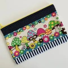 きのこお花紺系 通帳、母子手帳ポーチ ハンドメイド