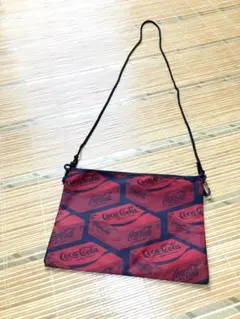 【新品未開封】Coca-Cola オリジナルサコッシュ 箱柄｜非売品
