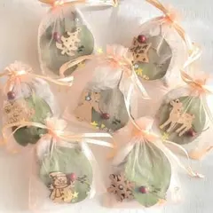 ラベンダー　ミニサシェ　7個セット　クリスマスプチギフト　リラックス癒やしの香り