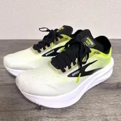 BROOKS ランニングシューズ　24cm 未使用 BROOKS ブルックス レディース WOMEN スニーカー ランニング