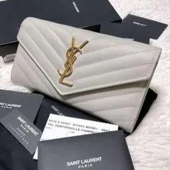 ♡希少♡付属品完備♡サンローラン 長財布 キャビアスキン カサンドラ レザー 白のサムネイル