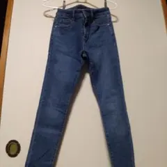 ユニクロウルトラストレッチスキニージーンズ