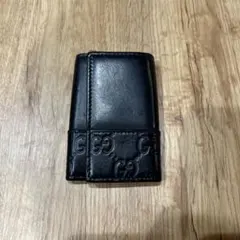 GUCCI ブラック レザー キーケース