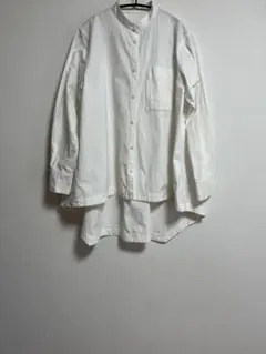 ブティーク　ダブリュー　ホワイト長袖シャツ