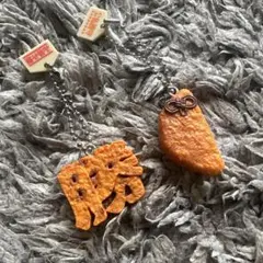 必勝祈願 お菓子モチーフ キーホルダー 2個セット