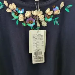 ち*こ様 sunayna ネイビー 7分袖38(M) ビーズ刺繍のサムネイル