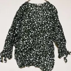 H&M L.O.G.G. 【42】花柄ブラウス リボン袖 緑 総柄 ブラウス