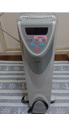 ★最終お値下げ★【新同・半日使用】Kaz オイルヒーター(省エネ対応機) ☆最終お値下げ☆【新同・半日使用】Kaz オイルヒーター(省エネ